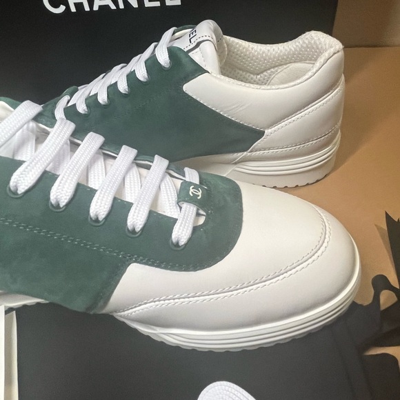 Authentic Chanel Calfskin Suede Coco Mark Logo Women’s sneakers size 40 - Picture 6 of 15